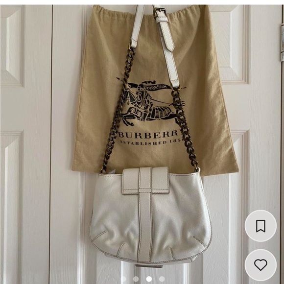 GENUINE Burberry white buckle chain bag with dust bag - Picture 3 of 4